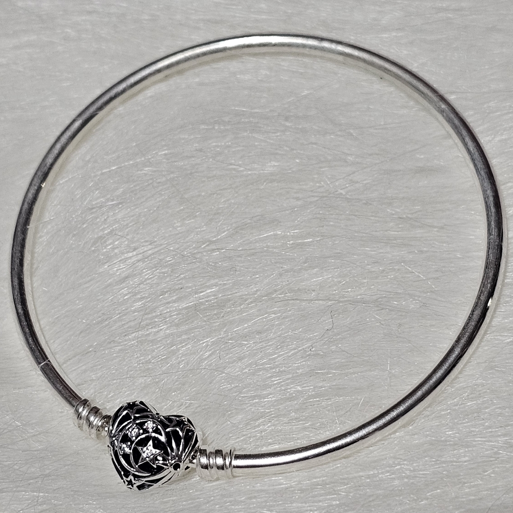Pandora Celestial Heart Clasp Bangle